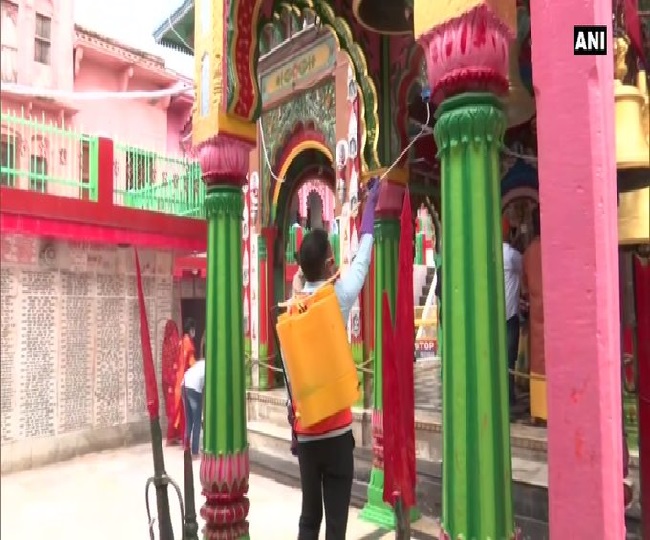 सबसे पहले पीएम मोदी हनुमान गढ़ी मंदिर जाएंगे, सैनिटाइज कर किया जा रहा साफ