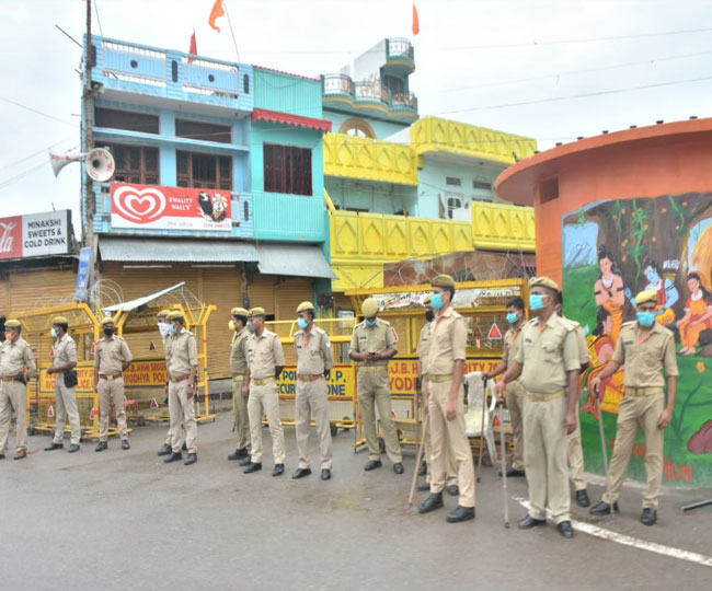 अयोध्या में चाक चौबंद सुरक्षा बल