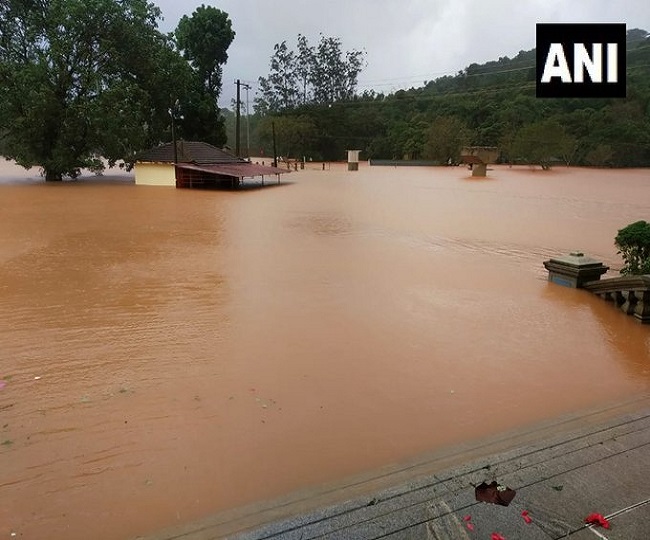 भारी बारिश से जलभराव, जारी हुआ अलर्ट