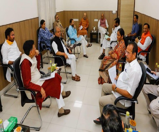 राजनाथ सिंह की अध्यक्षता में COVID 19 पर मंत्रियों के समूह की बैठक