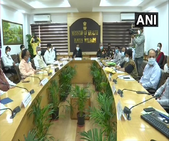 दिल्ली में स्वास्थ्य और परिवार कल्याण मंत्रालय की बैठक