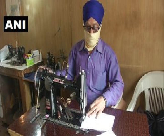 जम्मू-कश्मीर पुलिस ने अपने वेलफेयर सेंटर में बनाए मास्क