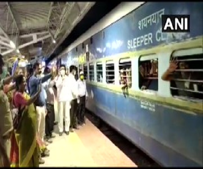 आंध्र प्रदेश से 917 यात्रियों को लेकर स्पेशल ट्रेन पहुंची राजस्थान