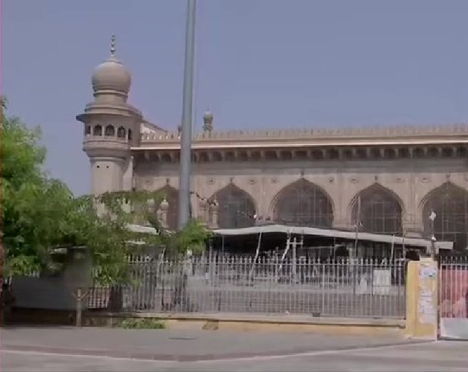 तेलंगाना में भी मस्जिद रही बंद