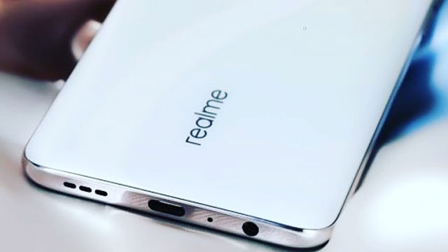 Realme X50 Pro 5G के लॉन्च के साथ इन स्मार्ट डिवाइसेज को किया टीज