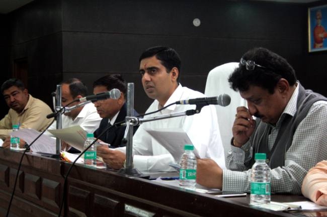 अफसरों की खुली पोल, पांच करोड़ की योजना तक नहीं बनाई