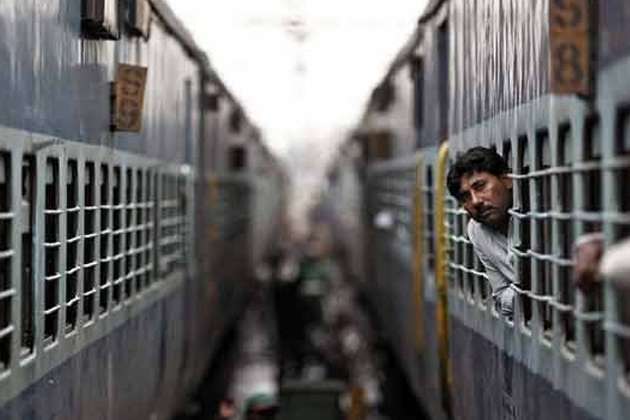 30 जून तक रेल की ई-टिकट बुकिंग पर नहीं लगेगा कोई भी सर्विस चार्ज
