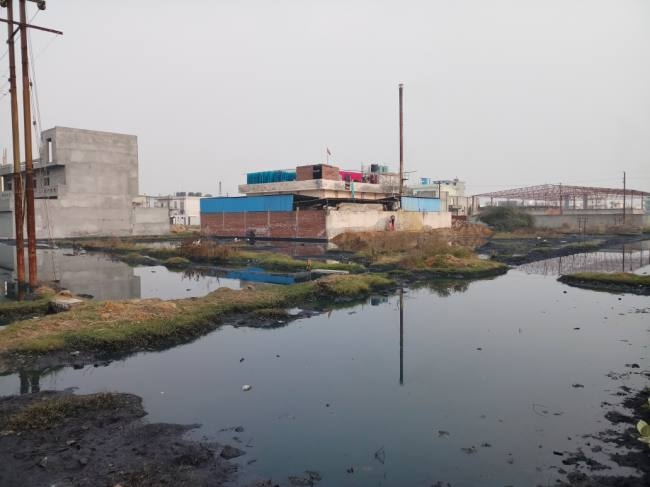 एनजीटी के आदेशों की धज्जियां उड़ा रहीं जींस फैक्ट्रियां
