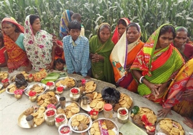 संकीर्तन से माहौल भक्तिमय