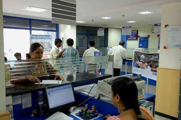 बैंकों में शिकायत सुलझाने के लिए नई व्यवस्था की जरूरत