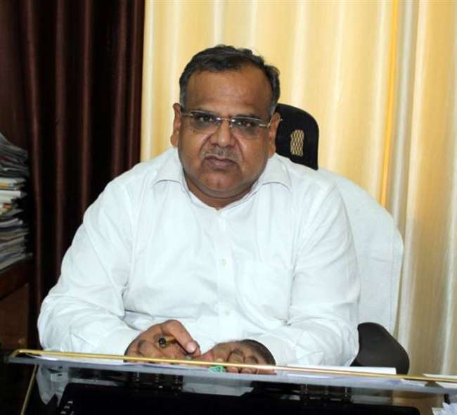 डेंगू का खतरा बढ़ रहा है हमें मिलकर बरतनी होगी सावधानी