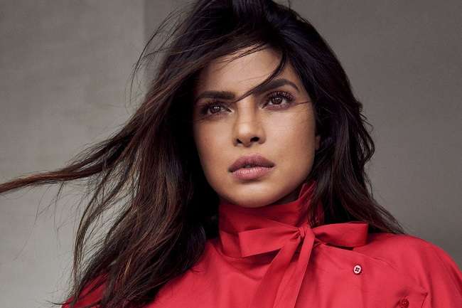 तो ये है प्रियंका चोपड़ा की खूबसूरती का राज, आप भी अपनायें ये बेहद आसान टिप्स