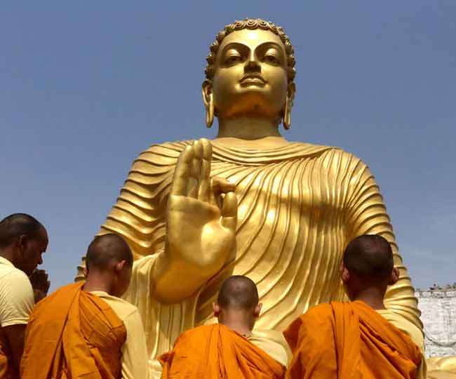 भगवान बुद्ध का अष्टांगिक मार्ग देता है जीवन को दिशा
