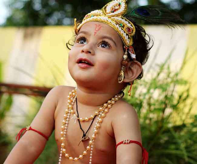 कृष्ण जन्माष्टमी : मथुरा में यहां आज भी हंसते-खेलते मिल जाते हैं कान्हा