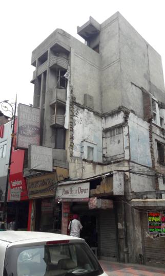 बेड एंड ब्रेक फास्ट स्कीम के नाम पर
तथाकथित होटल-गेस्ट हाउस लगा रहे चपत