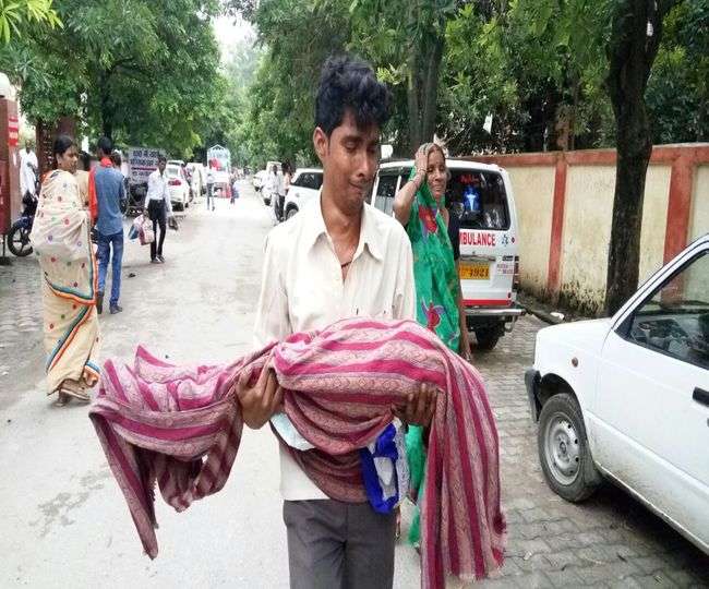 गोरखपुर मेडिकल कालेज में आॅक्सीजन सप्लाई ठप होने से 48 बच्चों की मौत
