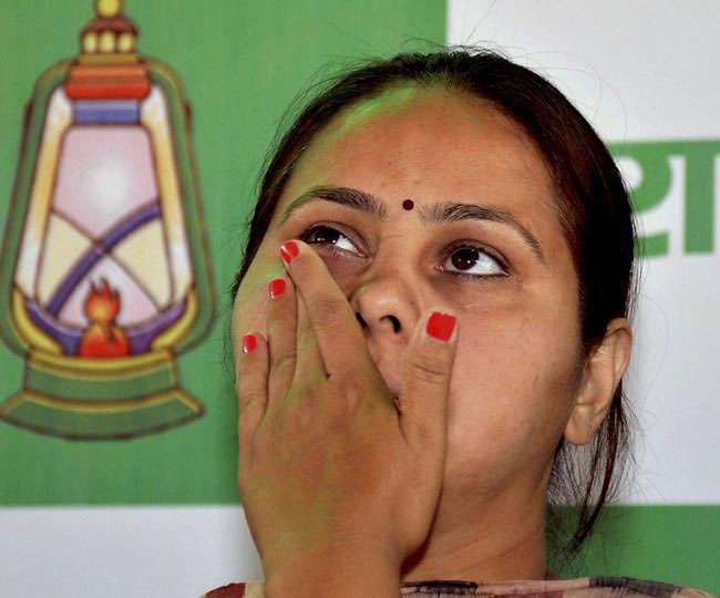 लालू परिवार के खिलाफ IT की बड़ी कार्रवाई, करोड़ों की संपत्तियां जब्त