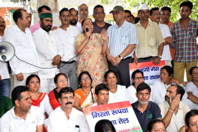 एकला ही रही कांग्रेस, साथ में सिर्फ आश्वासन