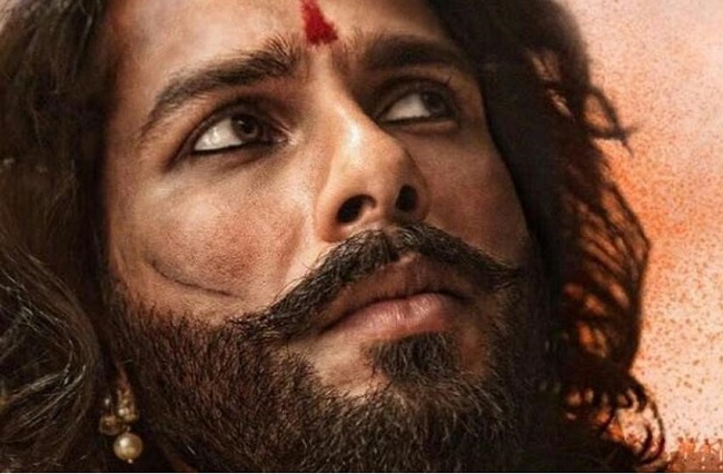 डैशिंग डैड शाहिद कपूर की क्यूट बेटी अब हो गई हैं इतनी बड़ी, देखिए तस्वीरें