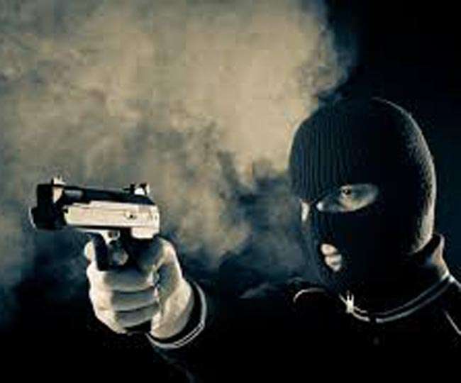 अररिया में बेखौफ हुए अपराधी, सड़क पर दिन-दहाड़े लूटे 1.20 लाख