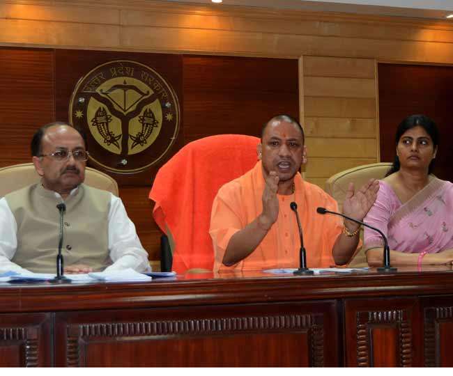 आक्सीजन हादसाः मेडिकल कालेज प्राचार्य निलंबित, मुख्य सचिव की टीम करेगी जांच