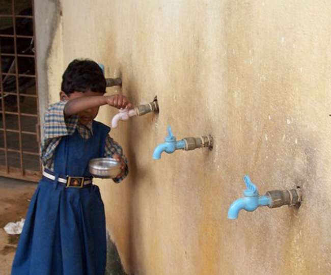पौड़ी जिले के 67 स्कूलों में पीने का पानी नहीं