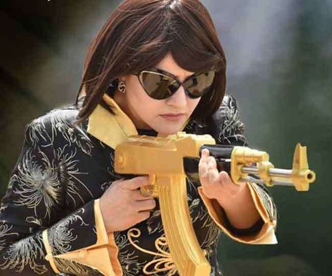 हनीप्रीत का रहस्य गहरायाः बाड़मेर में ट्रेस होने की चर्चा, विपासना से भी हुई बात