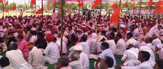 राजस्थान में किसानों ने किया चक्का जाम,सरकार ने वार्ता के लिए बुलाया