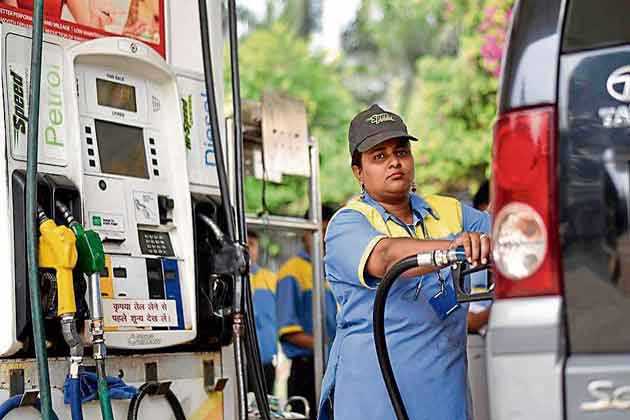 मुंबई में 80 रुपए के करीब पहुंचा पेट्रोल, जानिए कैसा है अन्य शहरों का हाल