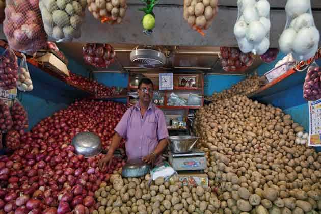 थोक महंगाई 4 महीने की ऊंचाई पर, जानें बड़ी वजह और आम आदमी पर इसका असर