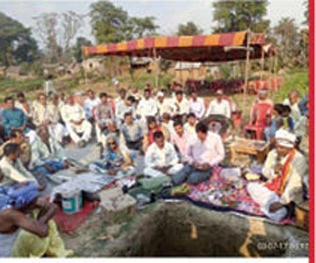 कटिहार में बनेगा भव्य शिव मंदिर, मंत्रोच्चार के बीच रखी आधारशिला