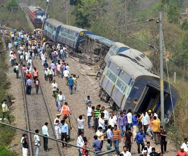 छह कोच गुजरने के बाद सातवें से डिरेल हुई ट्रेन, आरपीएफ महानिदेशक जांचेंगे