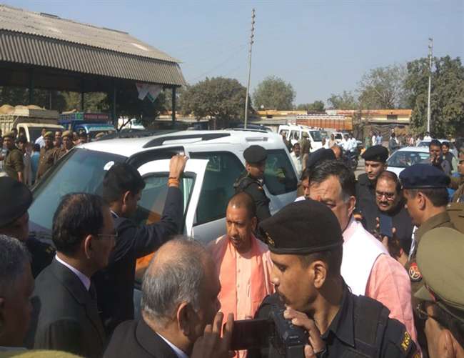 सीएम योगी आदित्यनाथ का निर्देश, समर्थन मूल्य से कम धन न मिले किसानों को