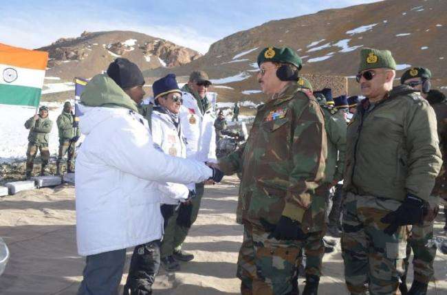 काराकोरम पास पहुंचा सेना का मोटरसाइकिल अभियान