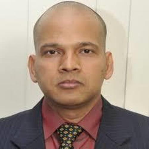 किताबों से युवाओं की तकदीर बदल रहे बुक बाबा, आइपीएस अधिकारी बसंत रथ कश्मीर में आतंक प्रभावित क्षेत्रों के युवाओं को बांट रहे मुफ्त किताबें Kashmir News