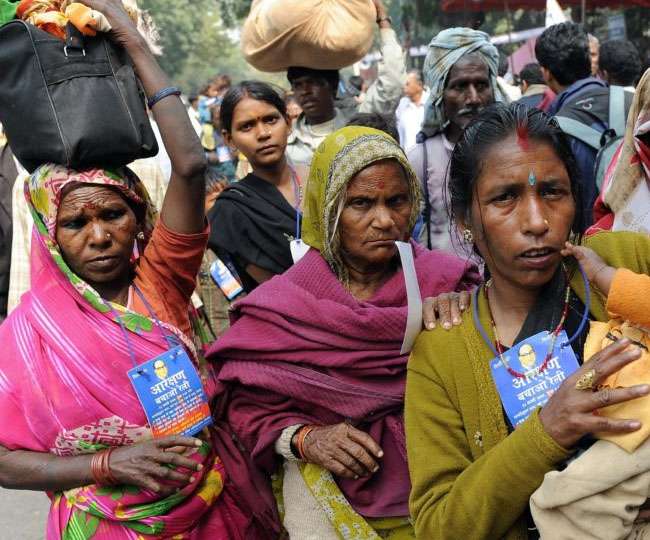 दलितों की जिंदगी में जगाई उम्मीद, मिटा रहे छुआछूत की भावना