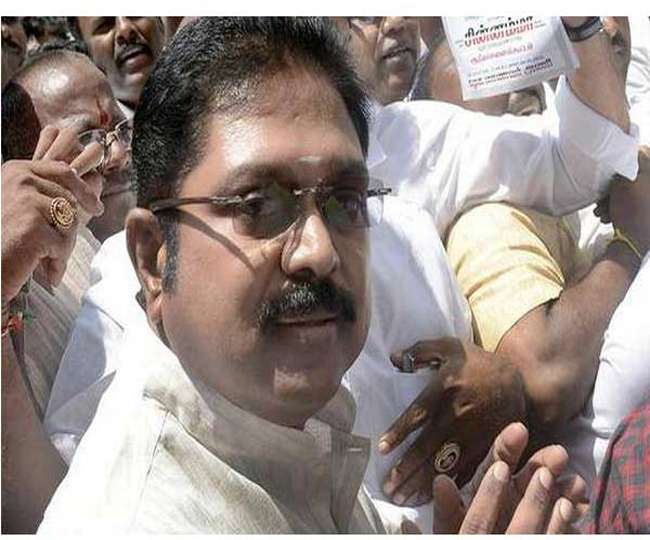 दिनाकरन के खिलाफ दिल्ली की अदालत ने जारी किया समन