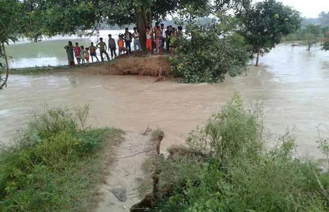 बाढ़ से बिहार में तबाही जारी, अबतक 273 की मौत
