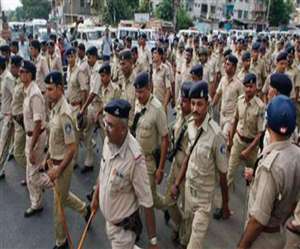 गुजरात में परिवार को बंधक बनाने वाला हिस्ट्रीशीटर मुठभेड़ में ढेर