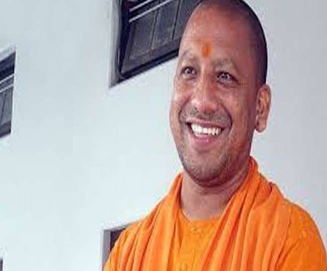 जानें, सोशल साइट्स पर 'योगी' के बारे में लोगों को किस चीज में है दिलचस्पी