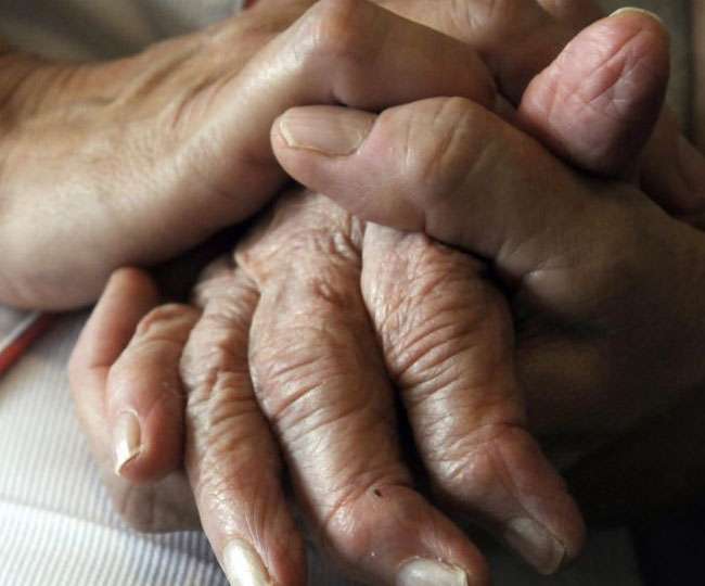गांव की 7000 बेटियों का घर बसाकर परोपकार की नई मिसाल कायम कर रहे हैं ये