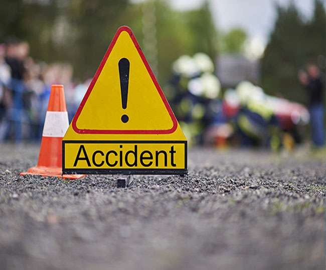 पूर्व विधायक के पुत्र की कार से चार मरे