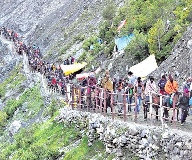 बाबा अमरनाथ के श्रद्धालुओं की सेहत विशेषज्ञ डॉक्टरों के हाथ