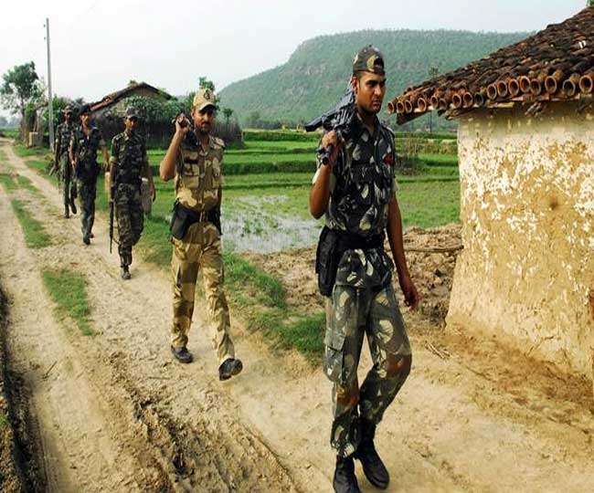 छत्तीसगढ़ में फोर्स पर आरोप, मुठभेड़ के बाद फूंके 16 ग्रामीणों के मकान