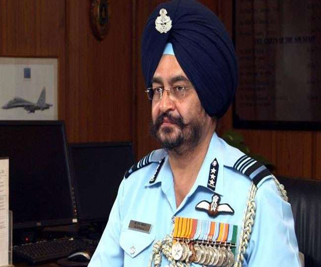 एयरचीफ मार्शल बीएस धनोवा ने कहा, वायुसेना में लड़ाकू विमानों की कमी