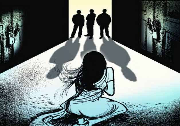 महिलाओं के खिलाफ बढ़ते अपराध के लिए यूपी, हरियाणा सरकार दोषी: कार्यकर्ता