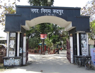 प्रशासन की होशियारी कर्मचारियों पर भारी