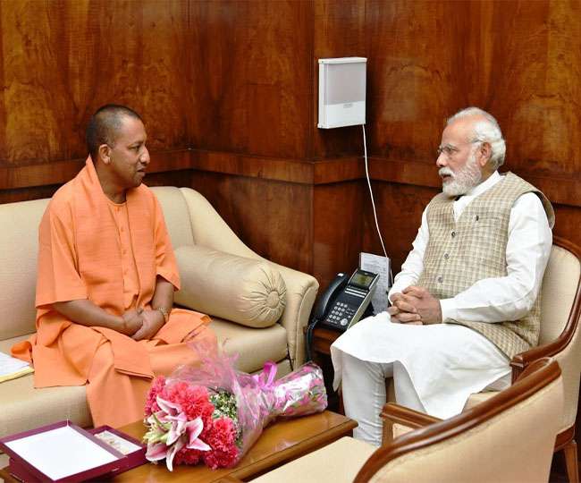 प्रधानमंत्री मोदी से मिले योगी अादित्यनाथ, कई अहम मुद्दों पर हुई चर्चा