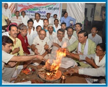 जाधव की रिहाई को कांग्रेस ने किया सद्बुद्धि यज्ञ