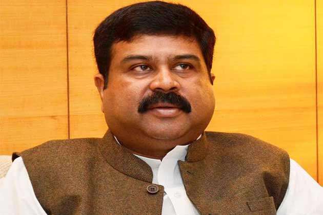 रविवार को पेट्रोल पंप बंद रखने की घोषणा निंदनीय: सरकार